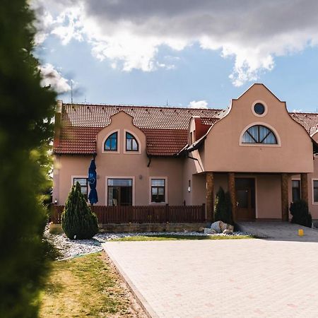 Motel Ard Sarovce Extérieur photo