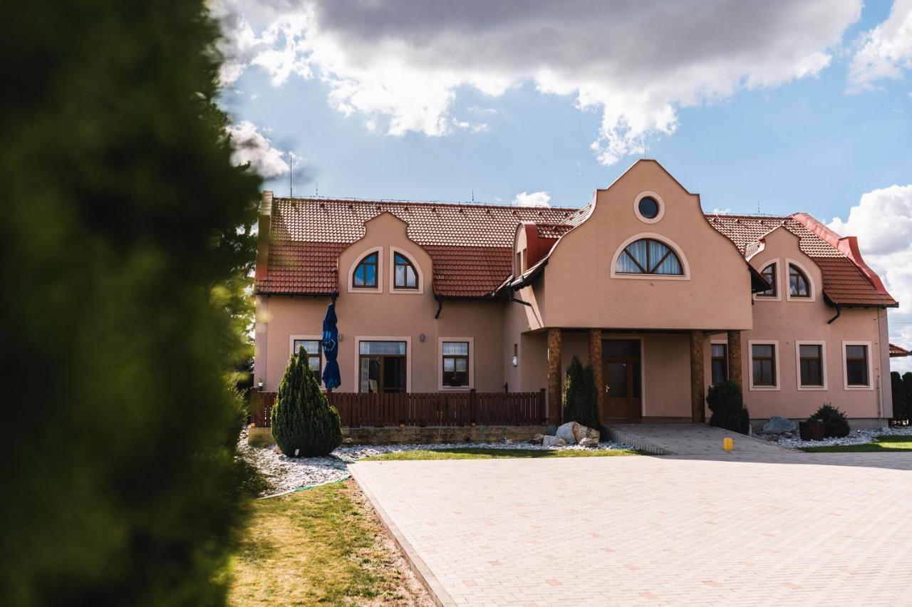 Motel Ard Sarovce Extérieur photo