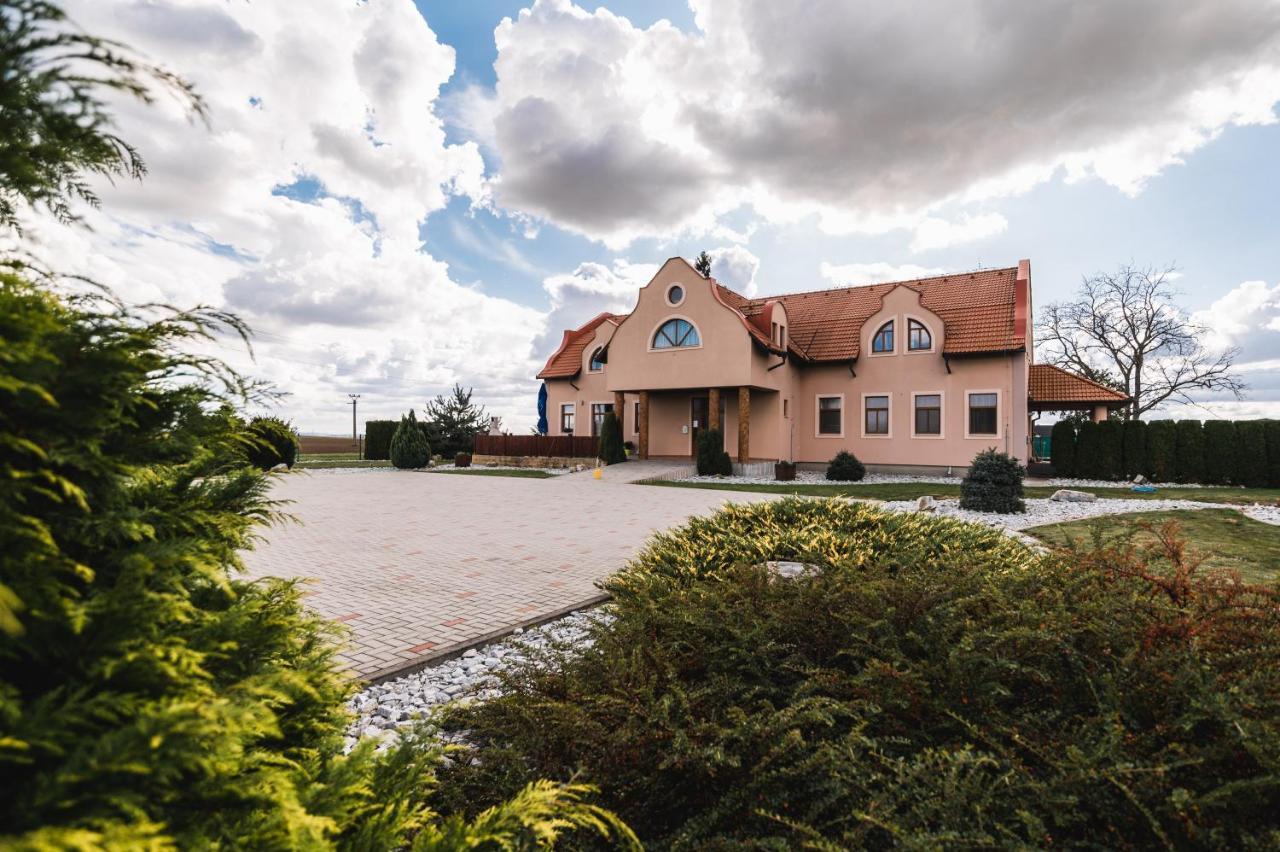 Motel Ard Sarovce Extérieur photo
